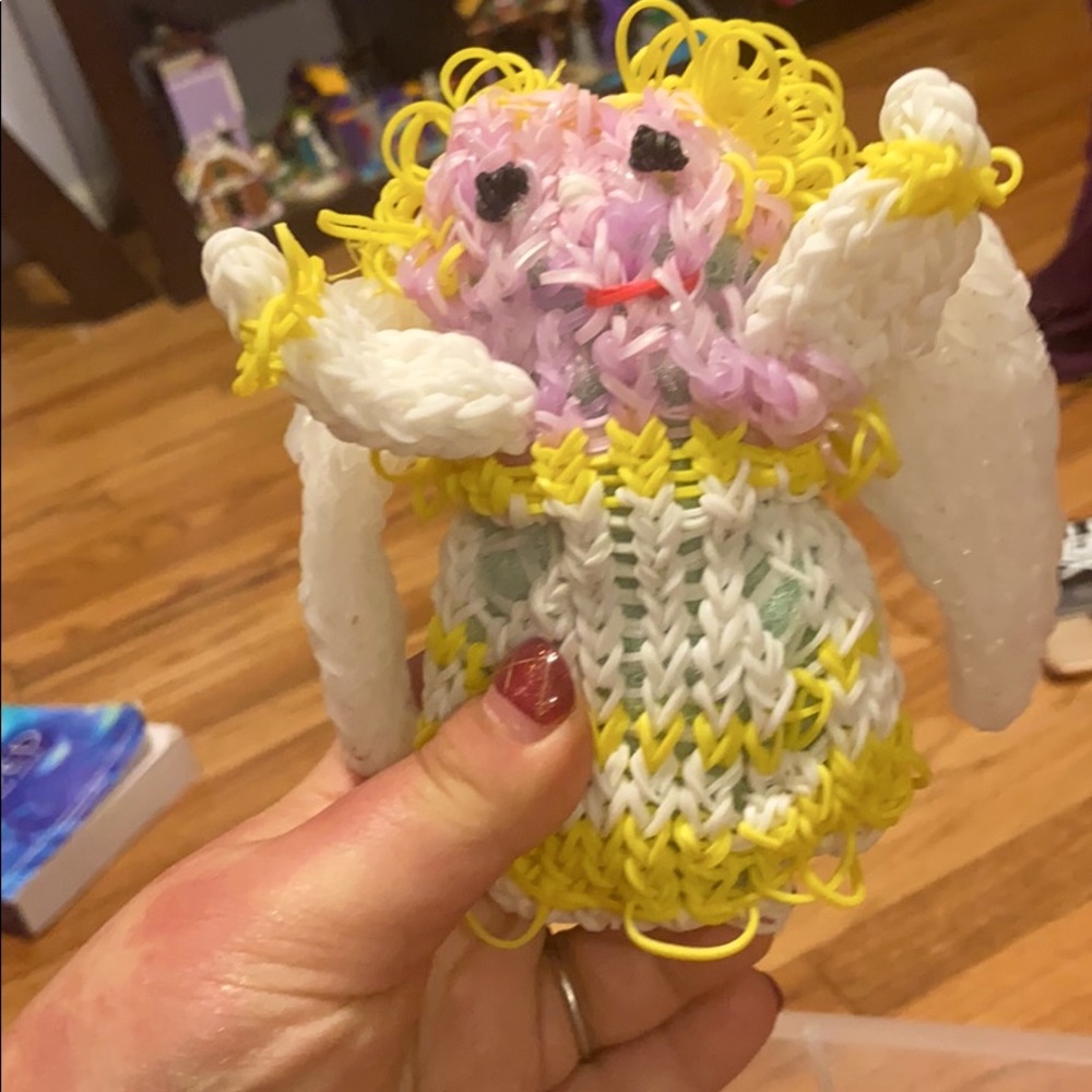 Rainbow loom doll
